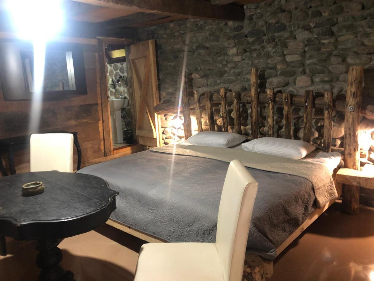 Gomis Mta Riverside Ozurget'i Exteriér fotografie